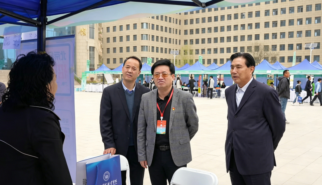 70余家单位、2300余个岗位！这场招聘会在欧博abg官网登入口火热举行